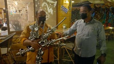 ضبط ٦٠٠٠ شيشة بالقاهرة وغلق ٥٠٢ مقهى لمخالفة الاجراءات الاحترازية