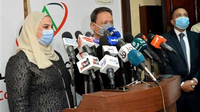 نيفين القباج: كثير من النساء لايحصلن على مزايا تأمينية أو أجازات في القطاع غير الرسمي