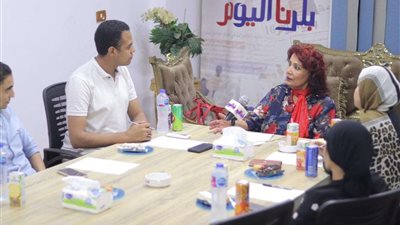 رئيس مجلس أمناء جمعية «معا هنكمل المشوار» خلال ندوة لـ«بلدنا اليوم»: هدفنا انتشال الأسر من الفقر وتحويلهم إلى أفراد منتجين