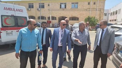 النيابة الإدارية تعاين موقع حريق مستشفى دمياط الجامعي وتأمر بتشكيل لجنة لبيان مدى تأثيره| صور