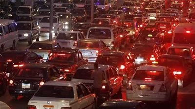 زحام مروري بشوارع وميادين القاهرة والجيزة في فترة الذروة المسائية