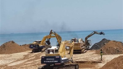 تحويل ميناء السخنة إلى أكبر ميناء محوري على البحر الأحمر وفى الشرق الأوسط