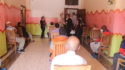 بالتعاون مع الصحة التضامن تنظم أول قافلة لتطعيم الكبار بلا مأوي بالشرقية بلقاح كورونا