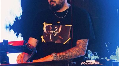 سبتمبر المقبل| دي جيه «سكاي» يبدأ جولة موسيقية من الدوحة بعد نجاحه في غانا