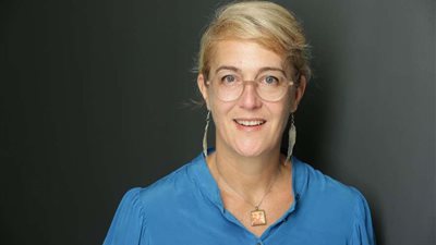 نيكولا جويتز تتولى إدارة  