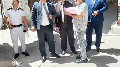 «صدر له قرار إزالة ولم ينفذ» النيابة الإدارية تعاين عقار الجمرك المنهار بالإسكندرية