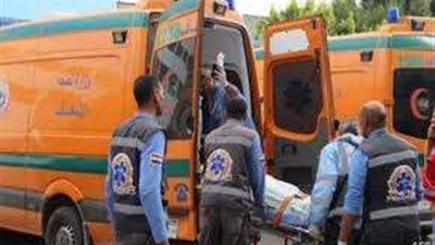 إصابة 3 سيدات وطفل إثر انقلاب ميكروباص في بني سويف