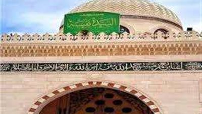 نقل شعائر صلاة الجمعة من مسجد السيدة نفيسة