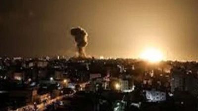 مقتل وإصابة 7 أشخاص في قصف إسرائيلى على سوريا