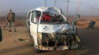 مصرع وإصابة 13 شخص إثر انقلاب ميكروباص بقنا