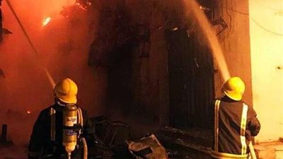 السيطرة على حريق هائل داخل عقار بالسيدة زينب