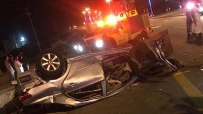 النيابة تُحقق في مصرع شقيقتين إثر حادث انقلاب سيارة بالمعادي