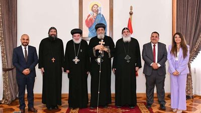 البابا تواضروس يستقبل رئيس دير  الأنبا أنطونيوس