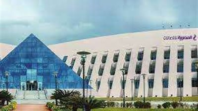 المصرية للاتصالات تفعل خدمة أول كابل بحري يربط جزيرة سانت هلينيا بالعالم