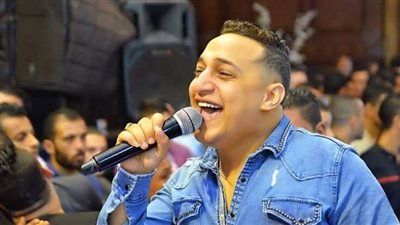 مهرجان العلمين.. رضا البحراوي يبدء فقرته بأغنية مش هسيبك
