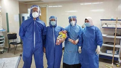 مستشفى سوهاج الجامعي ينقذ سيدة مصابة بكورونا و يستخرج جنينها بنجاح