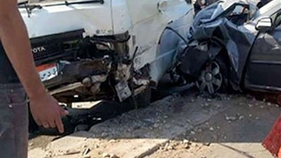 إصابة 3 أشخاص بينهم أمينى شرطة فى انقلاب سيارة على طريق جمصة