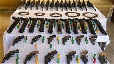 مكافحة المخدرات تضبط 28 قطعة سلاح ناري خلال حملة أمنية بسوهاج