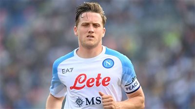 تعرف على موقف زيلينسكي من الانضمام لأهلي جدة السعودي