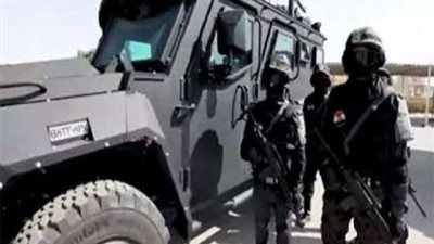 ضبط 3 سيارات محملة بمواد غذائية غير صالحة للاستهلاك بأسيوط