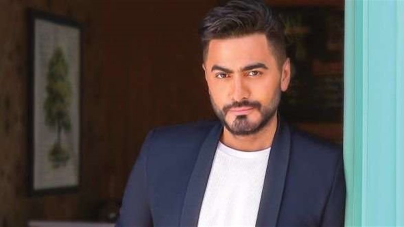 الفنان تامر حسني