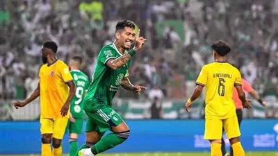 أهلي جدة يحسم الشوط الأول أمام الخليج بهدفين نظيفين