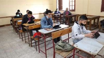 عاجل |تداول صور امتحان اللغة العربية الدور الثاني للثانوية عبر تطبيق تليجرام