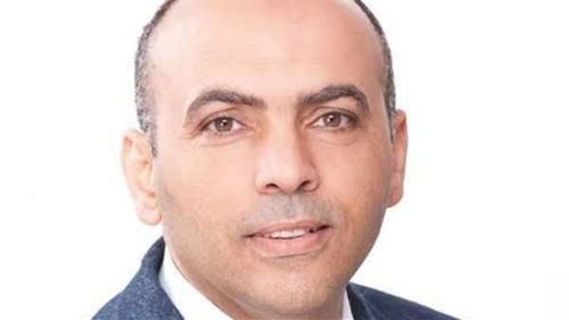 الدكتور جمال أبو