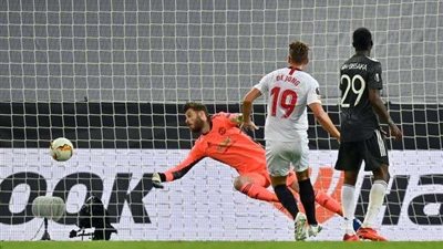 إشبيلية يفوز على فالنسيا في الدوري الإسباني