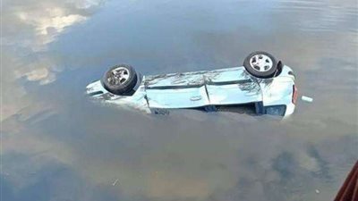 مصرع 3 أشخاص إثر انقلاب سيارة في ترعة بنجع حمادي