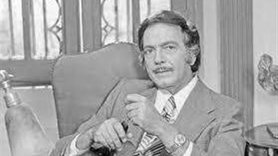 في الذكرى الـ12 لوفاة كمال الشناوي.. تعرف على عدد زوجاته