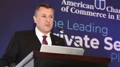 وزير السياحة يثمن جهود العاملين في الصناعة بمصر