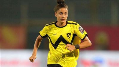 بعد تلقي خبر وفاة والدها.. لاعبة وادي دجلة تغادر معسكر الفريق