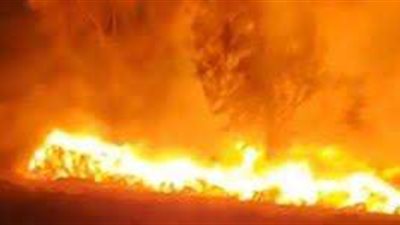 بسبب ماس كهربائي.. نشوب حريق بشقة بسوهاج