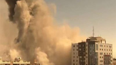 الاحتلال يقصف برج الأندلس السكني في قطاع غزة