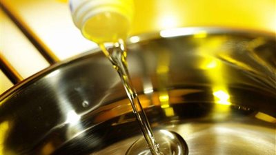 «السلع التموينية» تتعاقد على 124 ألف طن زيت طعام