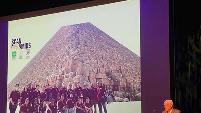 زاهي حواس يكشف عن بدء العمل في البحث عن هرم الملك «حوني » في سقارة