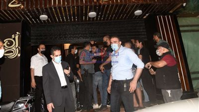 غلق 6 ورش ومطعم شهير في جولة ليلية لمحافظ الغربية ببسيون وطنطا