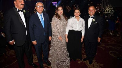 النائبة غادة عجمي تحتفل بزفاف نجلها بحضور وزيري الهجرة والتعليم