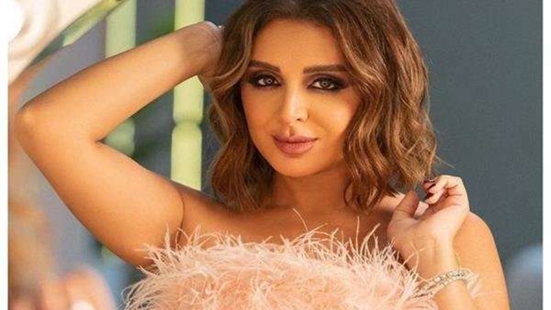 الفنانة أنغام