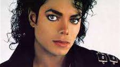 في ذكرى ميلاد مايكل جاكسون.. تعرف على سبب رفضه للبشرة السمراء