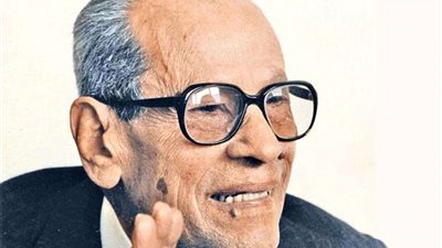 مع اقتراب ذكرى وفاته.. محطات في حياة  نجيب محفوظ