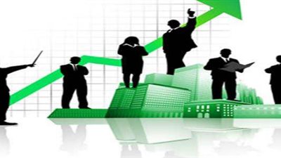 خبيرة اقتصادية: التحولات التكنولوجية غيرت فرص العمل جملةً وتفصيلًا.. فيديو