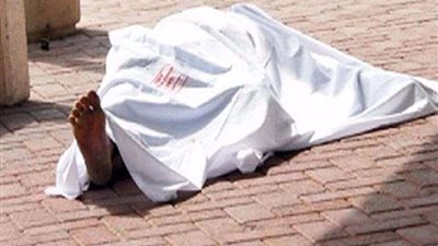 مصرع وإصابة 13 في حادث تصادم سيارتين بالبحيرة