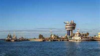 ميناء دمياط يستقبل 39 سفينة خلال الـ24 ساعة الماضية