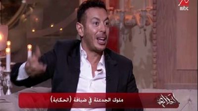 شاهد.. رقص عمرو أديب ومصطفى شعبان وعمرو سعد على تتر مسلسل