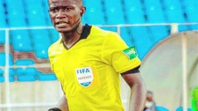 الكاف يُعلن حكام مباراة الأهلي واتحاد العاصمة في السوبر الأفريقي
