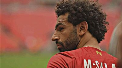 وفد من اتحاد جدة في لندن لمحاولة ضم صلاح