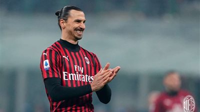 تغريم زلاتان إبراهيموفيتش 50 ألف يورو لهذا السبب