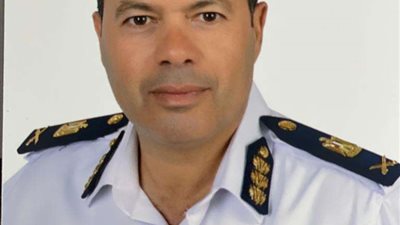 فيها حاجة حلوة.. اللواء أيمن إسماعيل بإدارة الجوازات مثال للعمل المميز